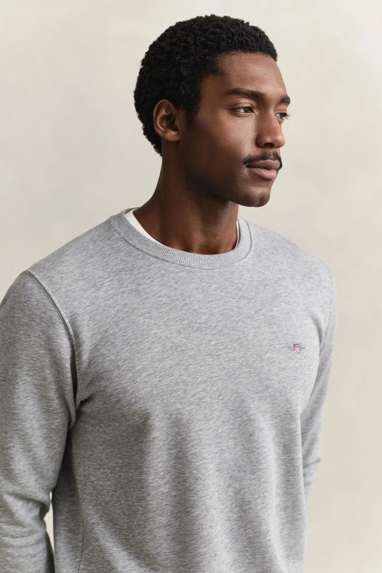 GANT Shield Crew Neck Sweatshirt in Grey Melange
