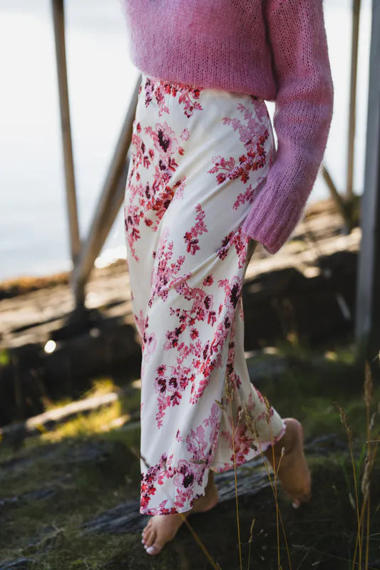 Part Two Laurina Midi Skirt In Pink Shadow Flower Print