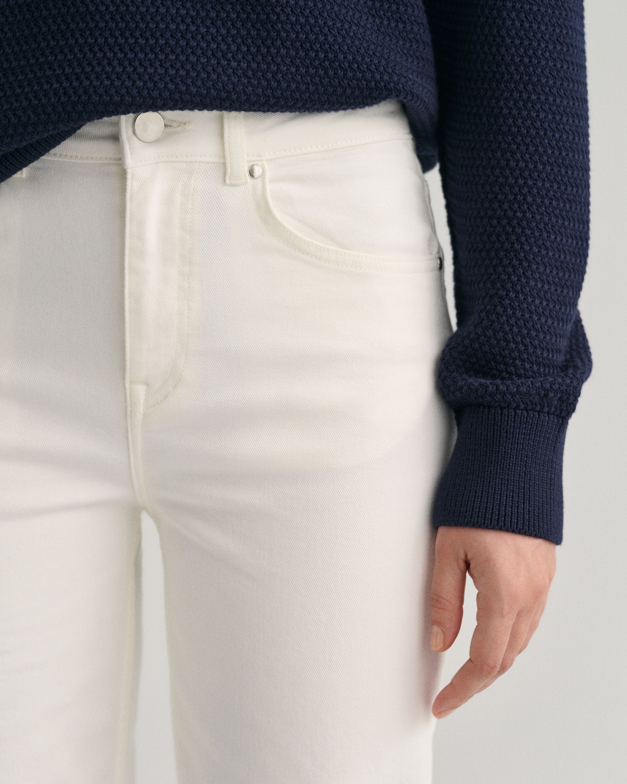 GANT Cropped Wide Leg Colour Jeans in Eggshell 0179