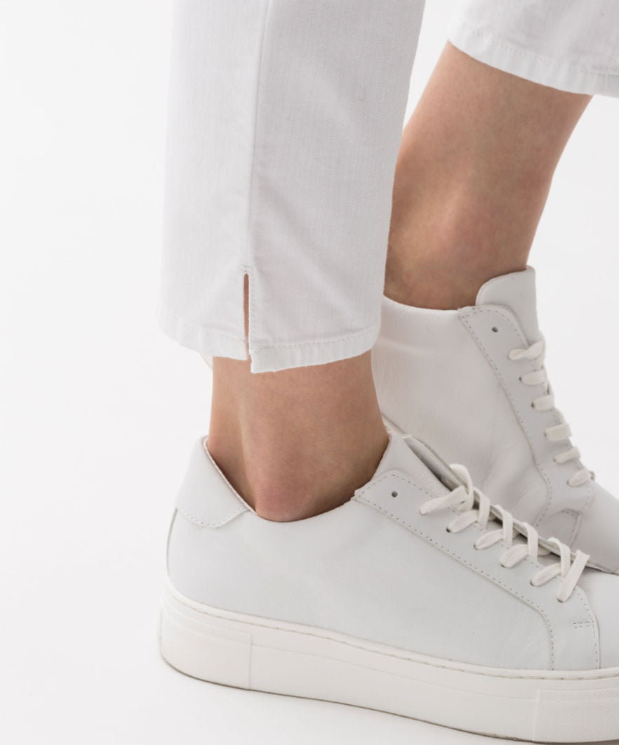 Brax Caro Crop Jean in Bright White 72-6107