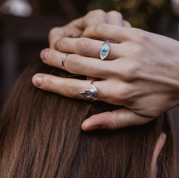 Rachel Entwistle Interstellar Silver Ring with Labradorite